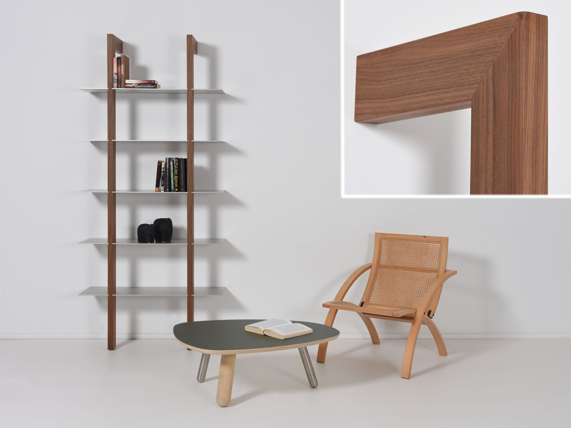 uitv-251105-3 Castelijn TAPA KT-L4 lowboard, design: Marieke Castelijn